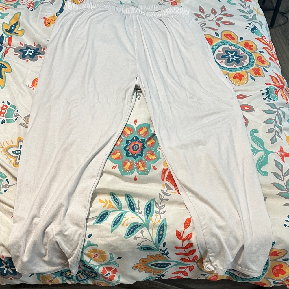 Women's White Elastic Waist Leggings